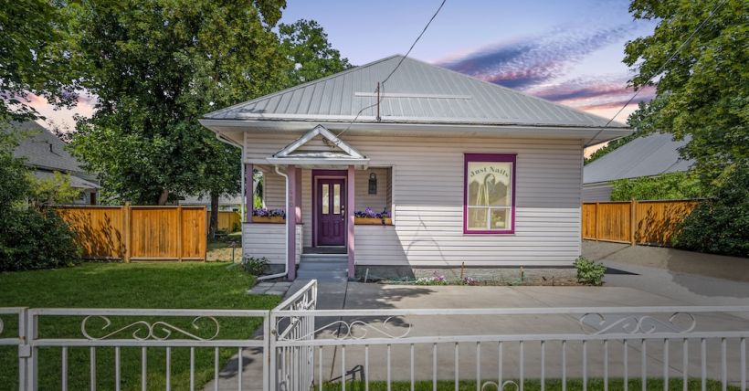 Armstrong BC Real Estate | 2480 Patterson Avenue